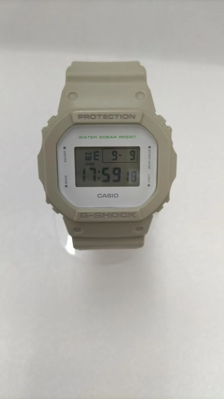 CASIO G-SHOCK DW-5600M