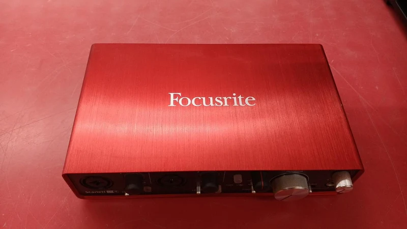FOCUSRITE Audio-Interface: SCARLETT 2I4