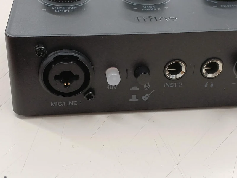 FIFINE Audio-Interface: AMPLITANK SC1