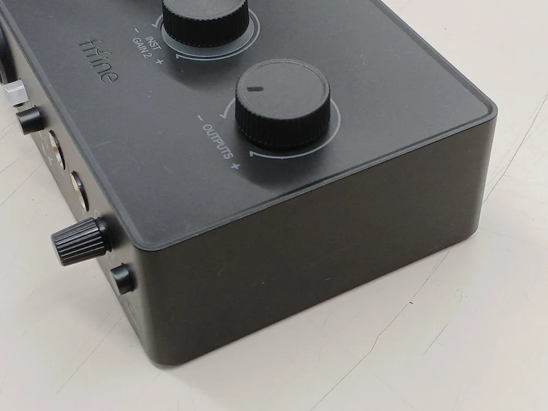 FIFINE Audio-Interface: AMPLITANK SC1