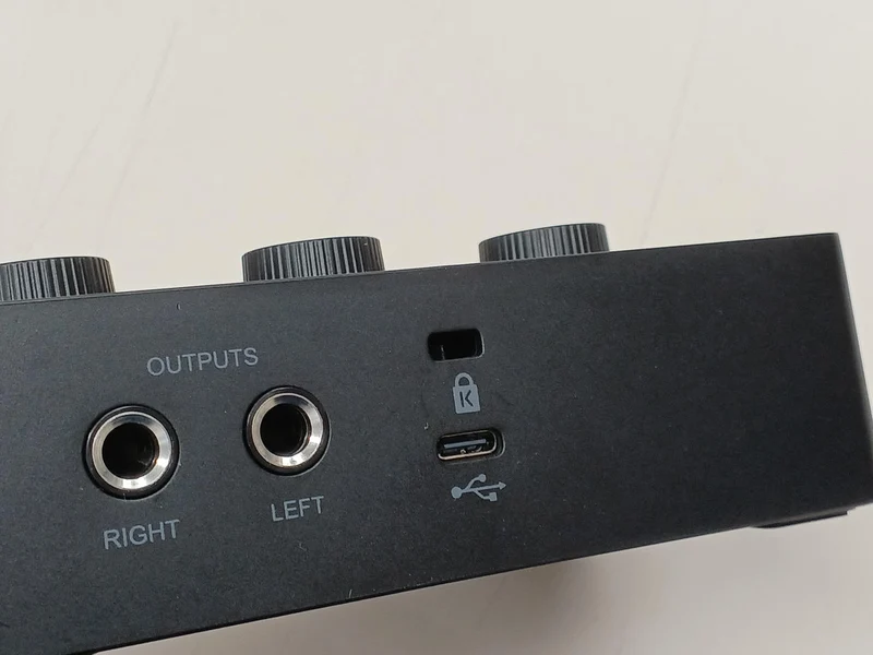 FIFINE Audio-Interface: AMPLITANK SC1
