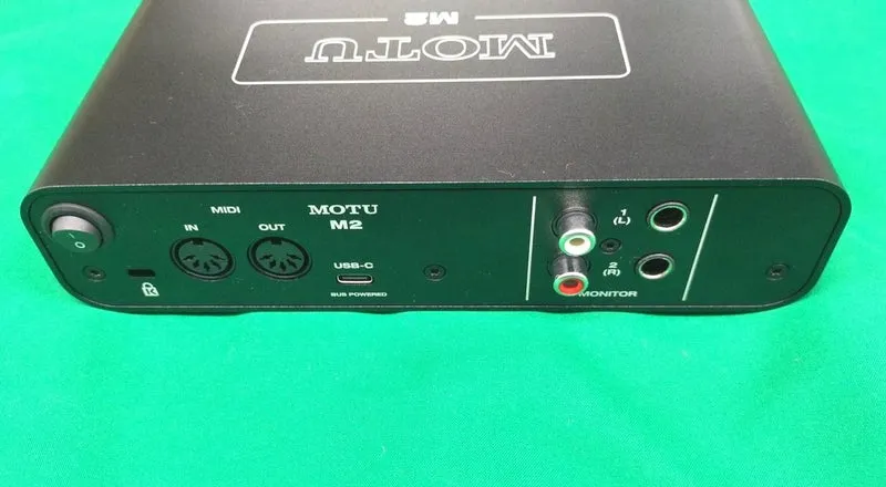 MOTU Audio-Interface: M2