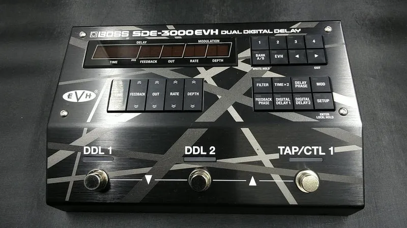 BOSS Effektor SDE-3000EVH