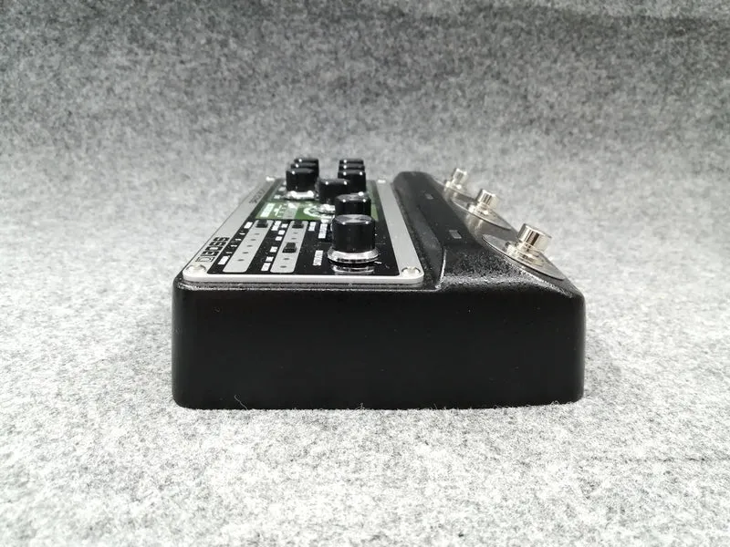 BOSS Effektpedal RE-202