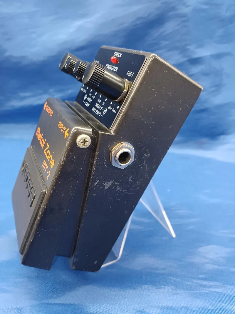 BOSS Effektpedal MT-2