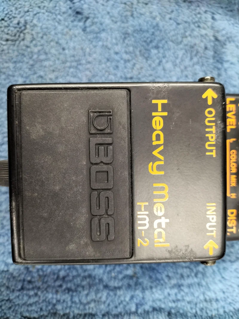 BOSS Effektpedal HM-2