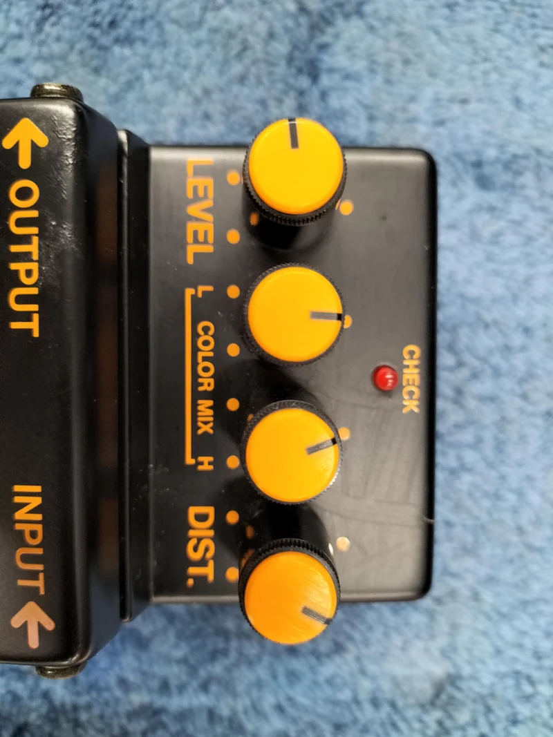 BOSS Effektpedal HM-2