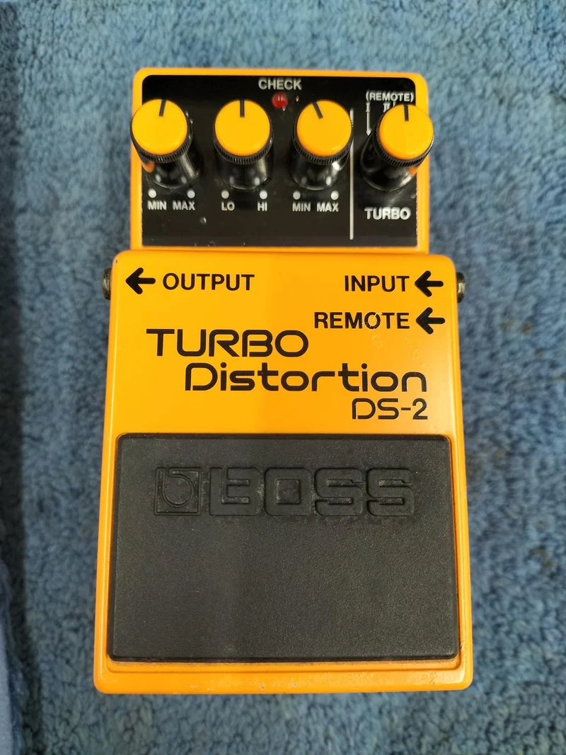 BOSS DS-2 Effektpedal