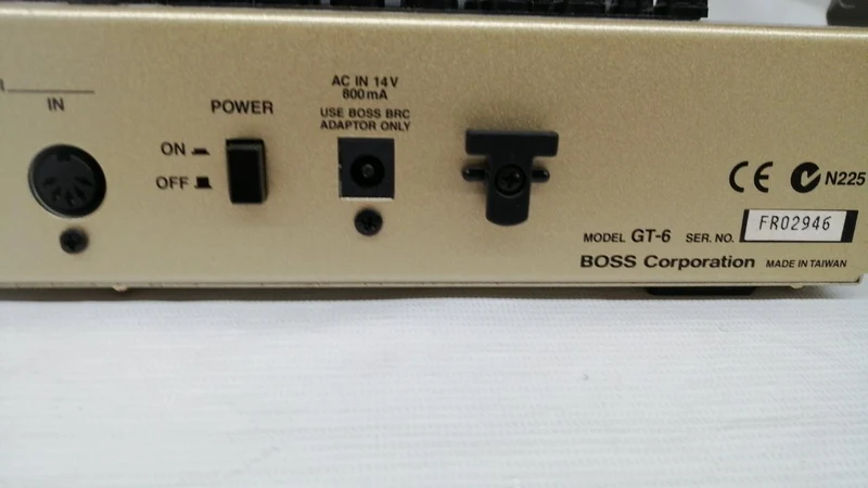 BOSS Multi-Effektgerät GT-6