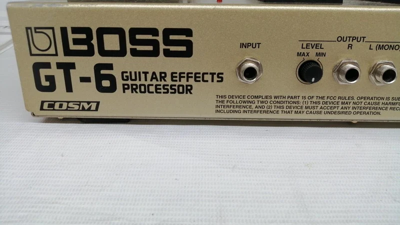 BOSS Multi-Effektgerät GT-6
