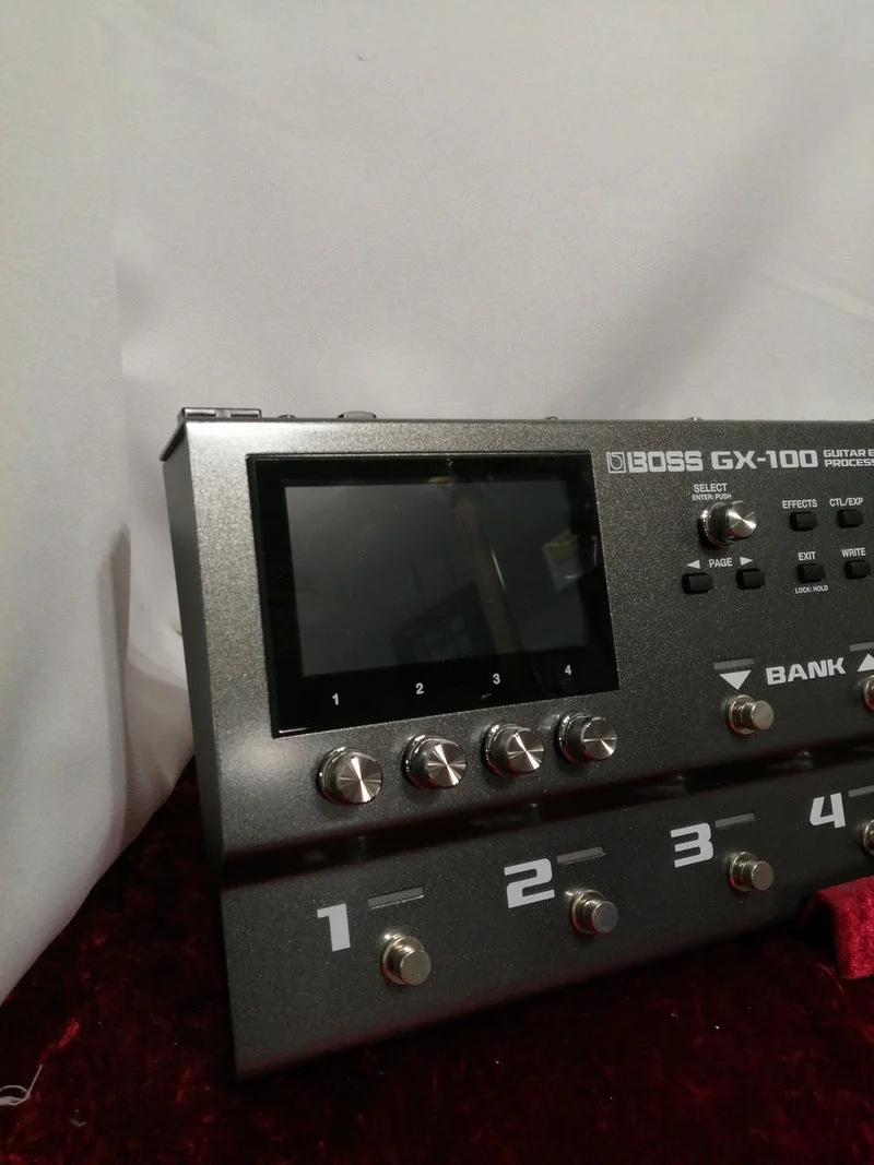 BOSS Multi-Effektpedal GX-100