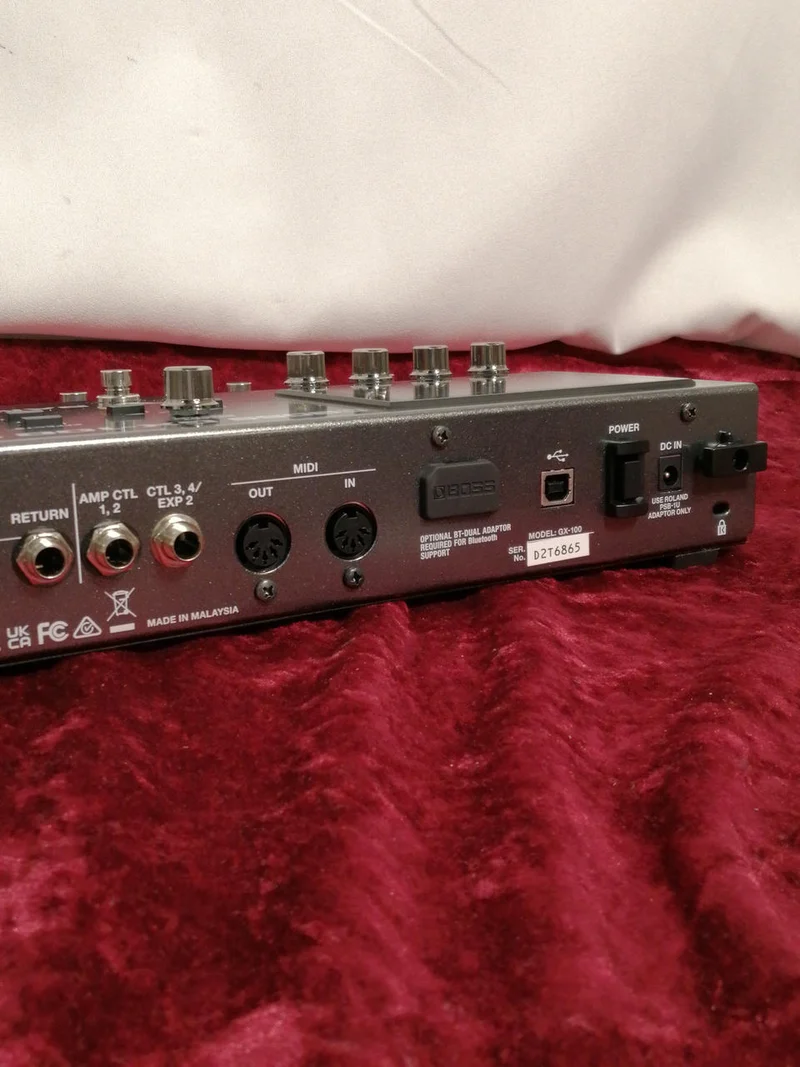 BOSS Multi-Effektpedal GX-100