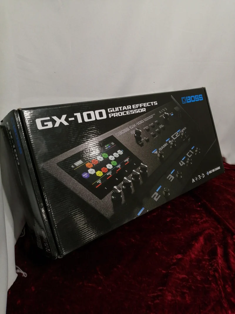 BOSS Multi-Effektpedal GX-100