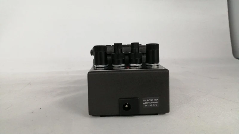 BOSS Effektpedal MT-2