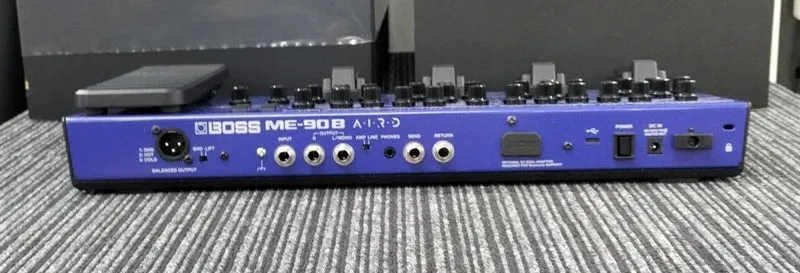 BOSS Multi-Effektpedal ME-90B