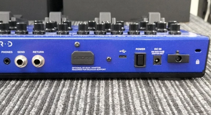 BOSS Multi-Effektpedal ME-90B