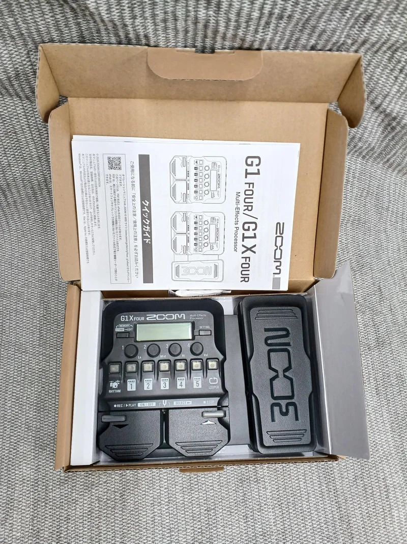 ZOOM Multi-Effektpedal G1FOUR