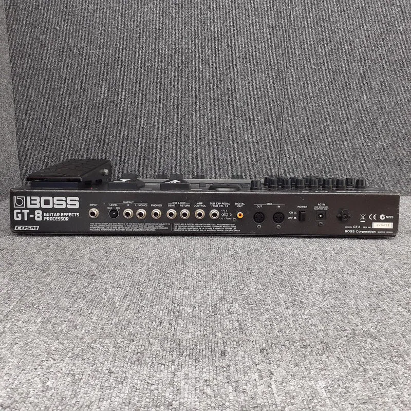 BOSS Multi-Effektgerät GT-8