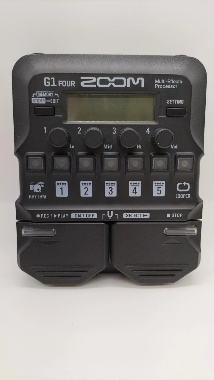 ZOOM Multi-Effekte G1 FOUR