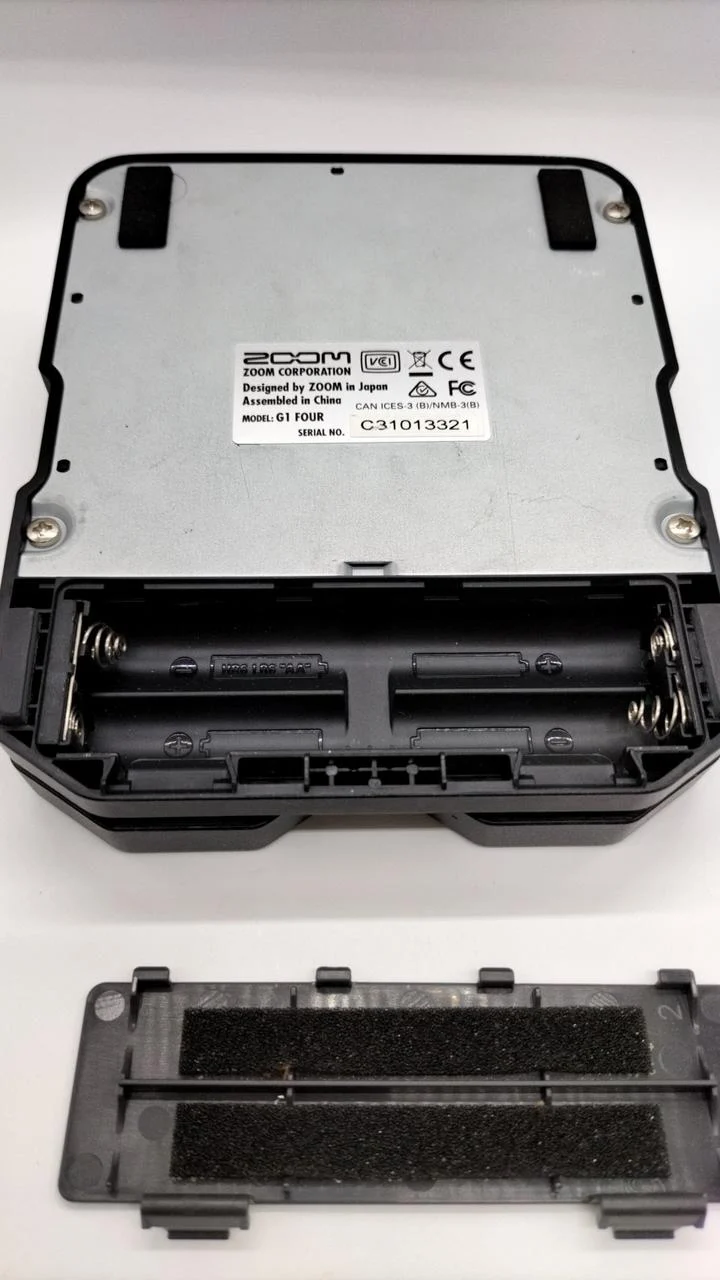 ZOOM Multi-Effekte G1 FOUR
