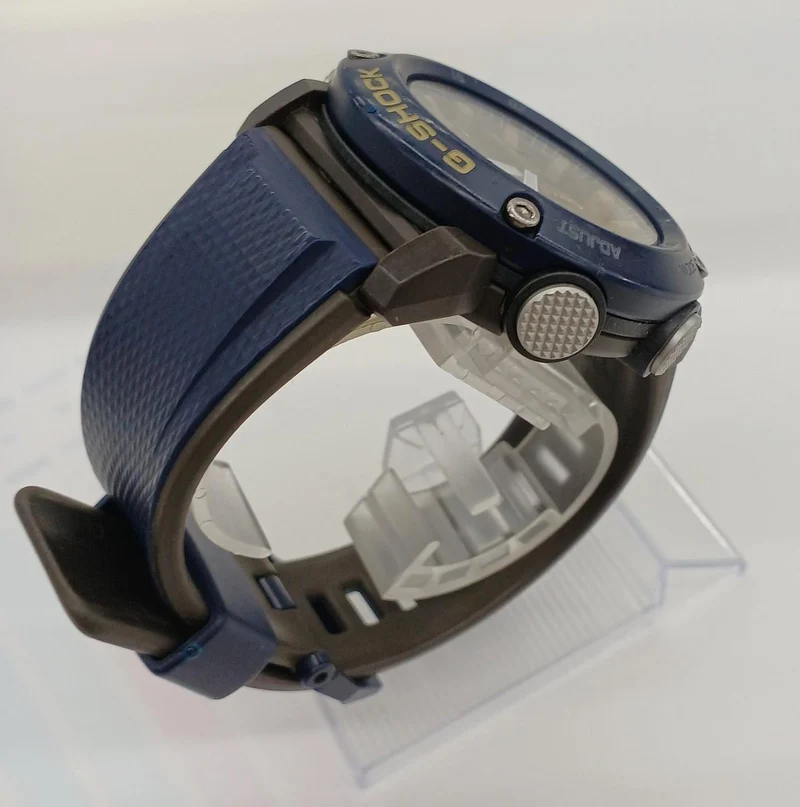 CASIO G-SHOCK GA-2000