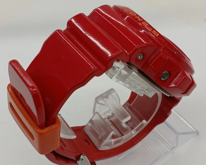 CASIO G-SHOCK DW-6900CB