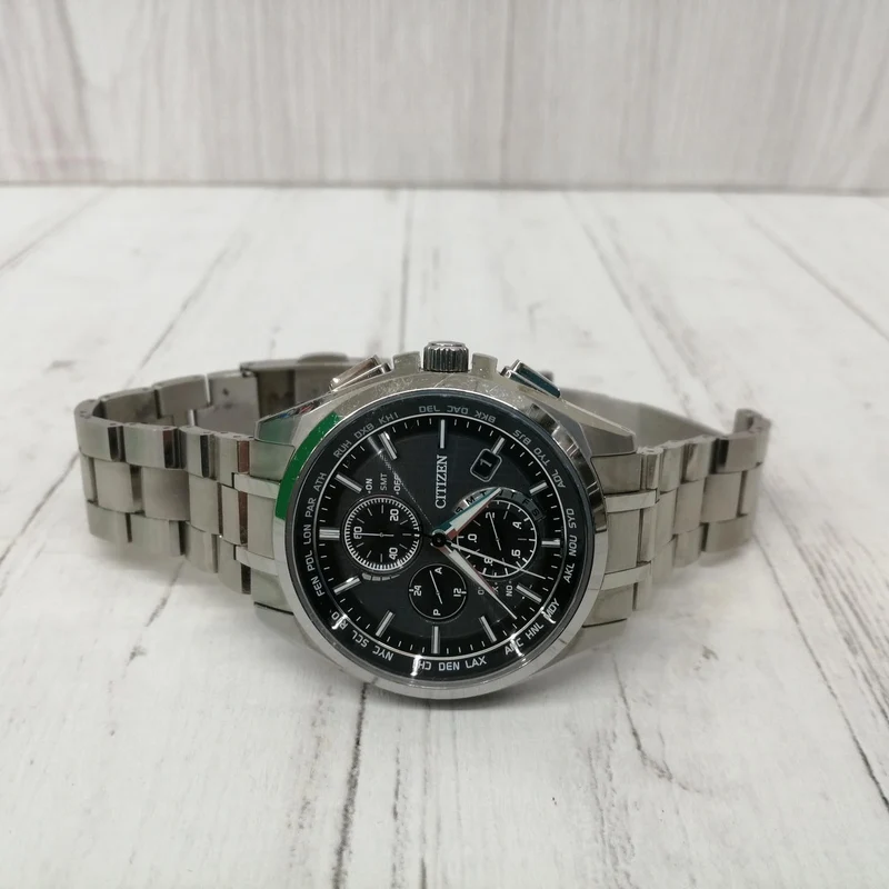 [SCHROTT] CITIZEN Solar-Funkuhr H804-T18696