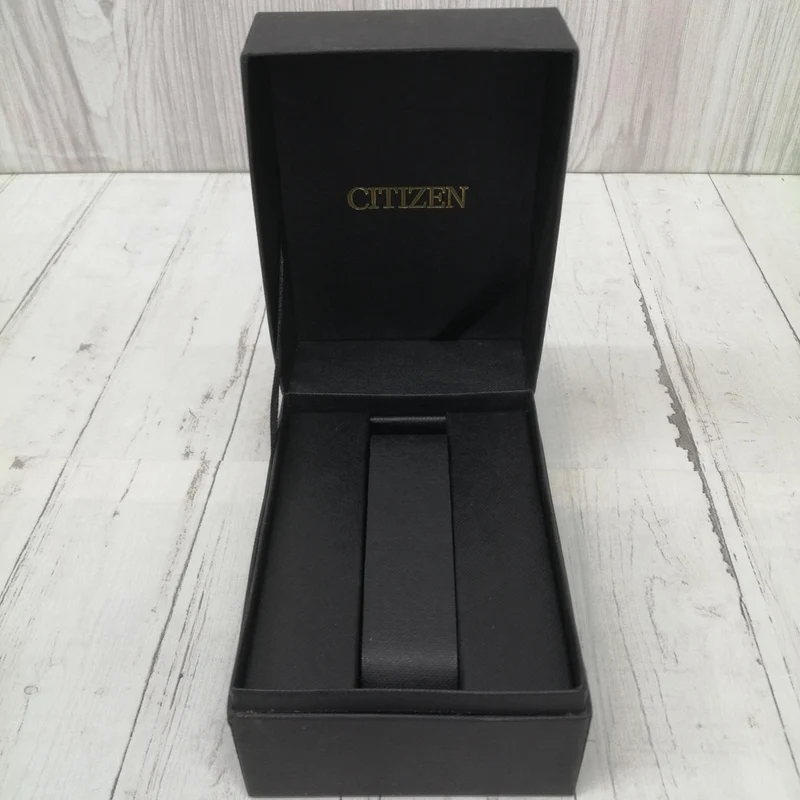 [SCHROTT] CITIZEN Solar-Funkuhr H804-T18696