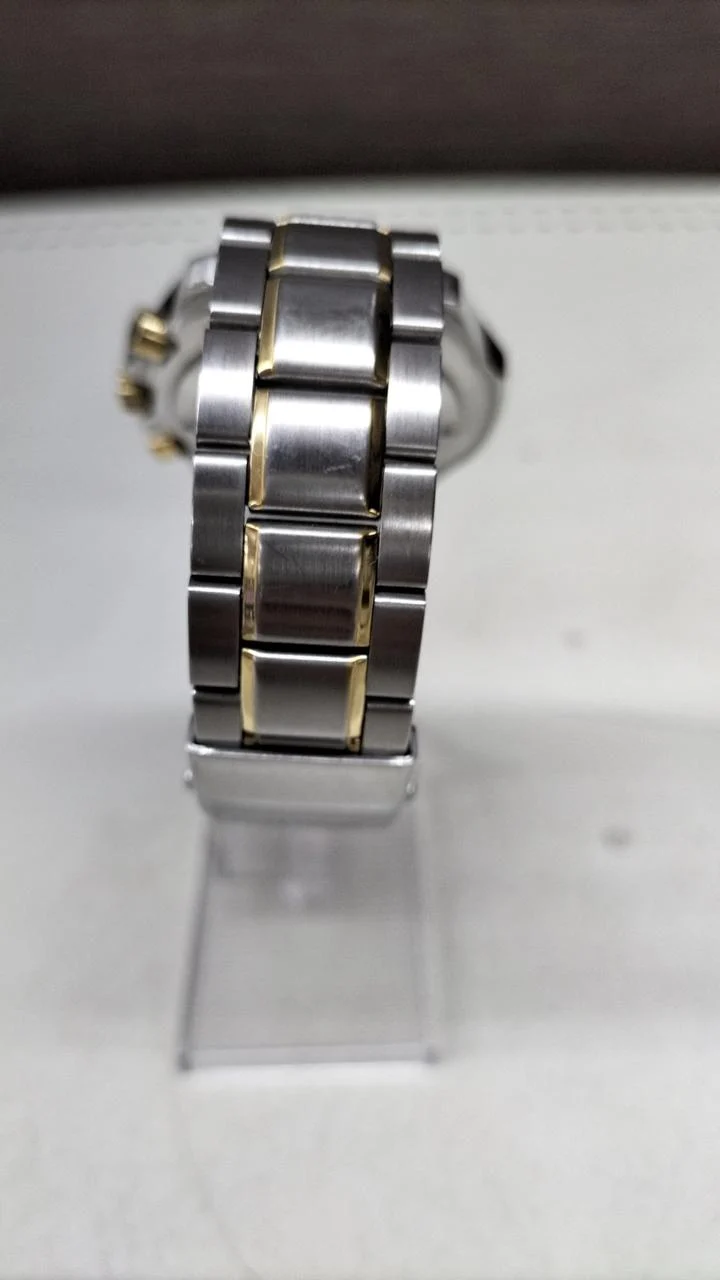 SEIKO Quarz-Chronograph 6T63-00G0 Silberfarben mit Kratzern