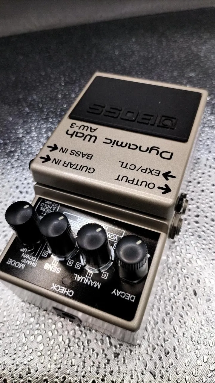 BOSS Effektpedal: AW-3