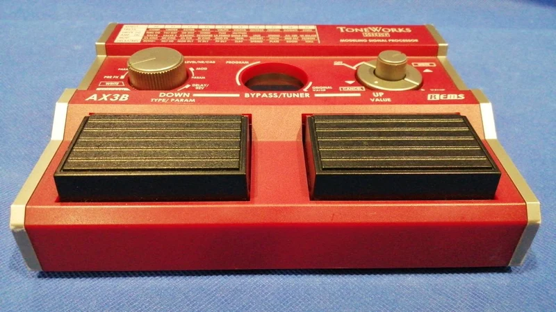 KORG Multi-Effekt-Bass AX3B