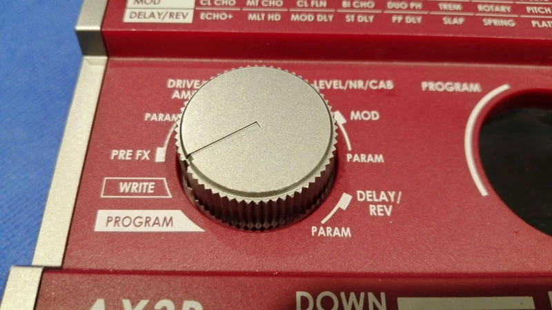 KORG Multi-Effekt-Bass AX3B
