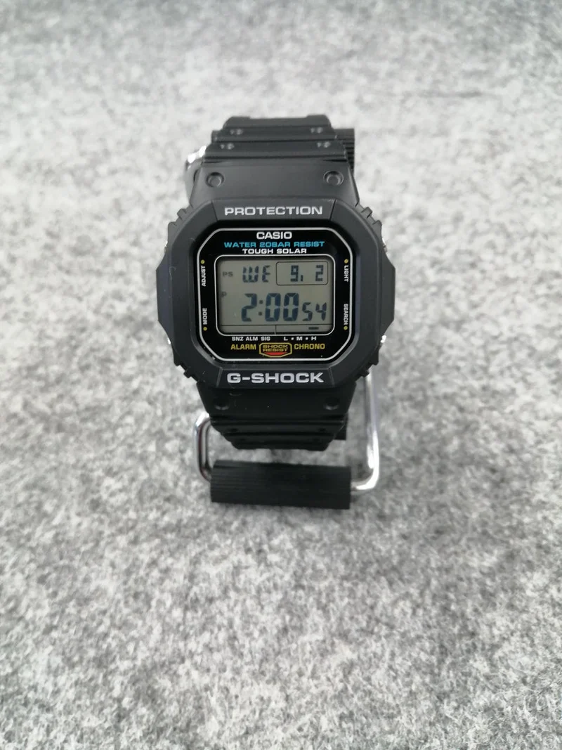 CASIO Armbanduhr G-5600UE-1JF