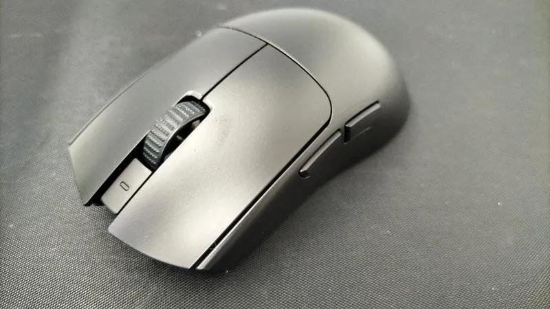 RAZER Gaming-Maus VIPER V3 PRO