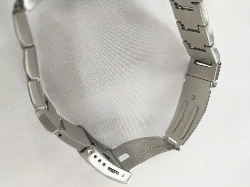 CASIO G-SHOCK GST-W110D
