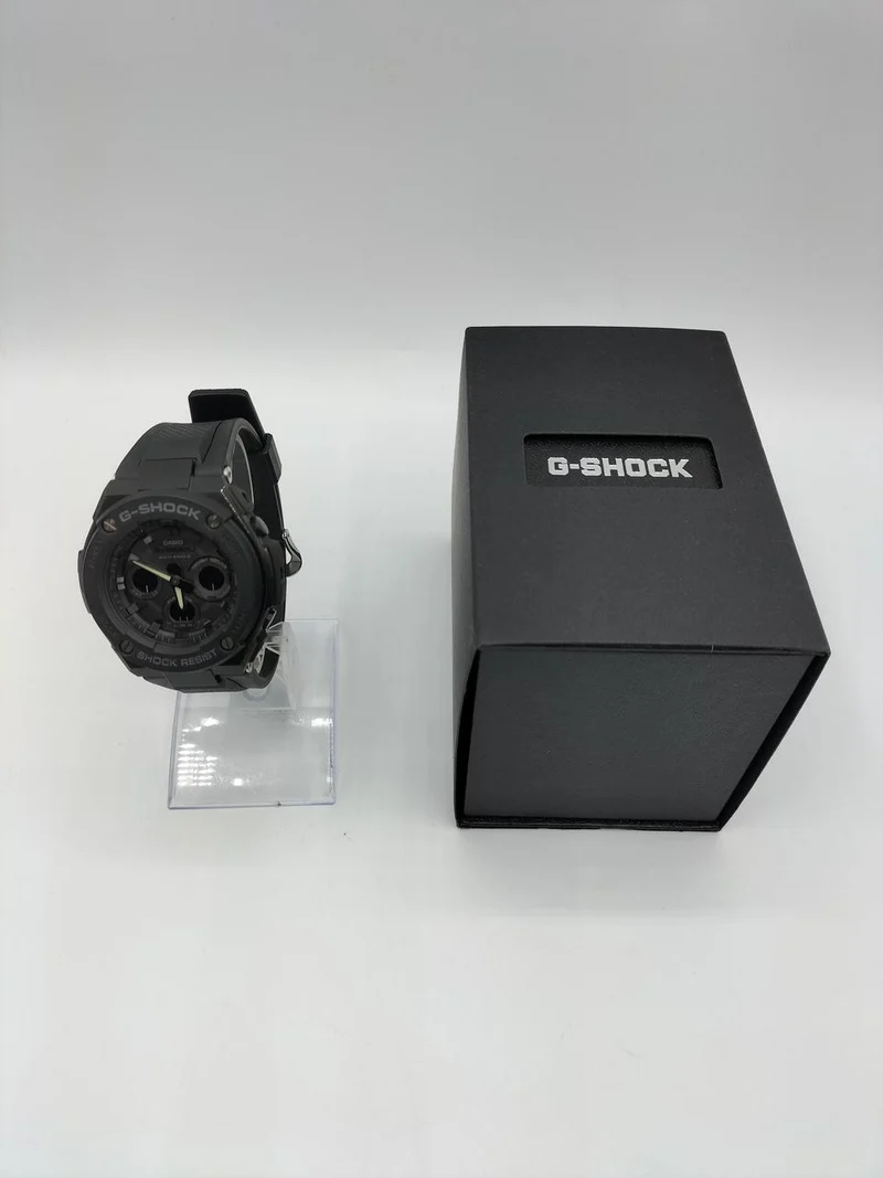 CASIO G-SHOCK GST-W300G