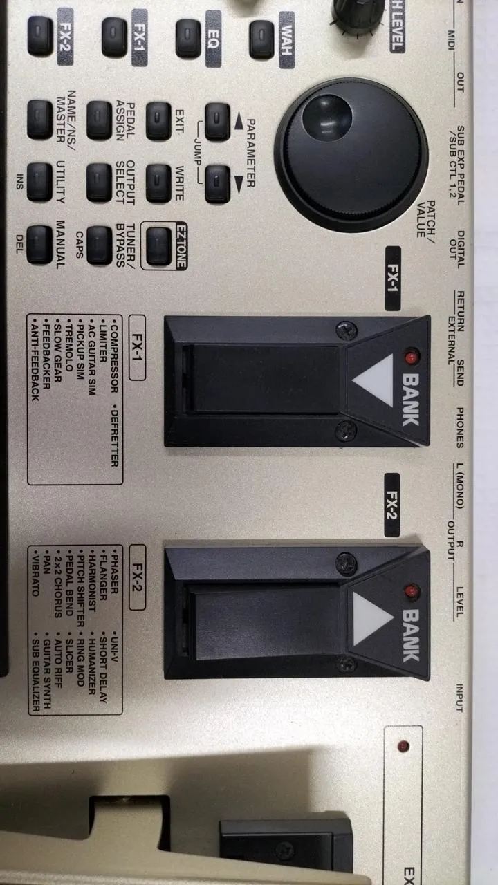 BOSS Multi-Effektgerät GT-6