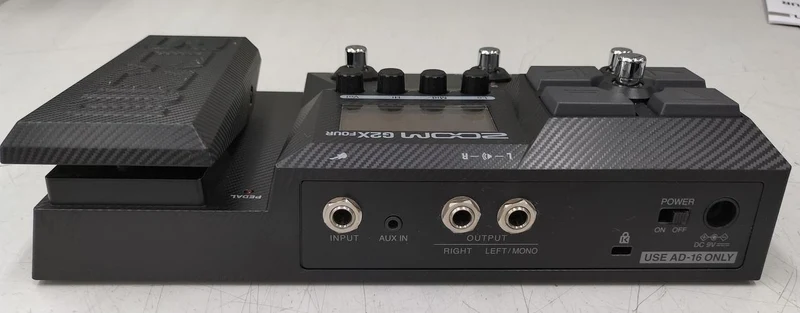 ZOOM Multi-Effekte G2X FOUR