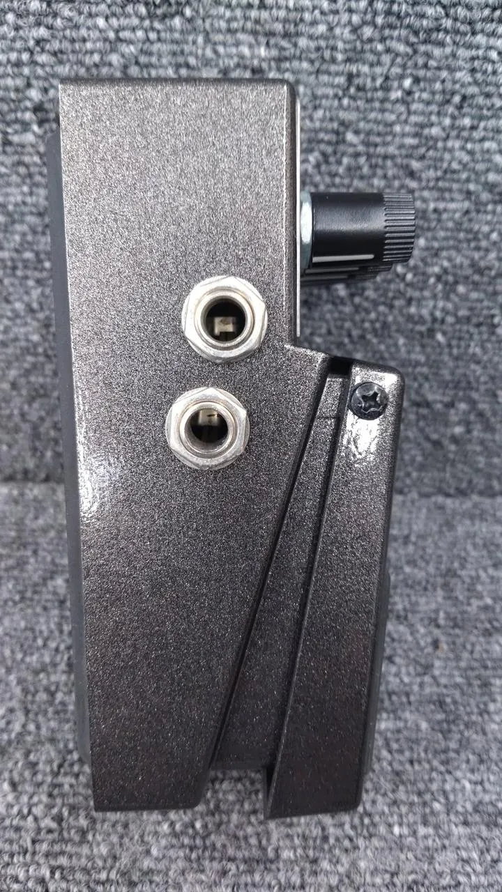 BOSS REVERB RV-6