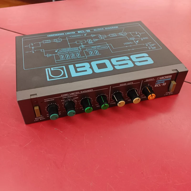 BOSS Effektpedal RCL-10
