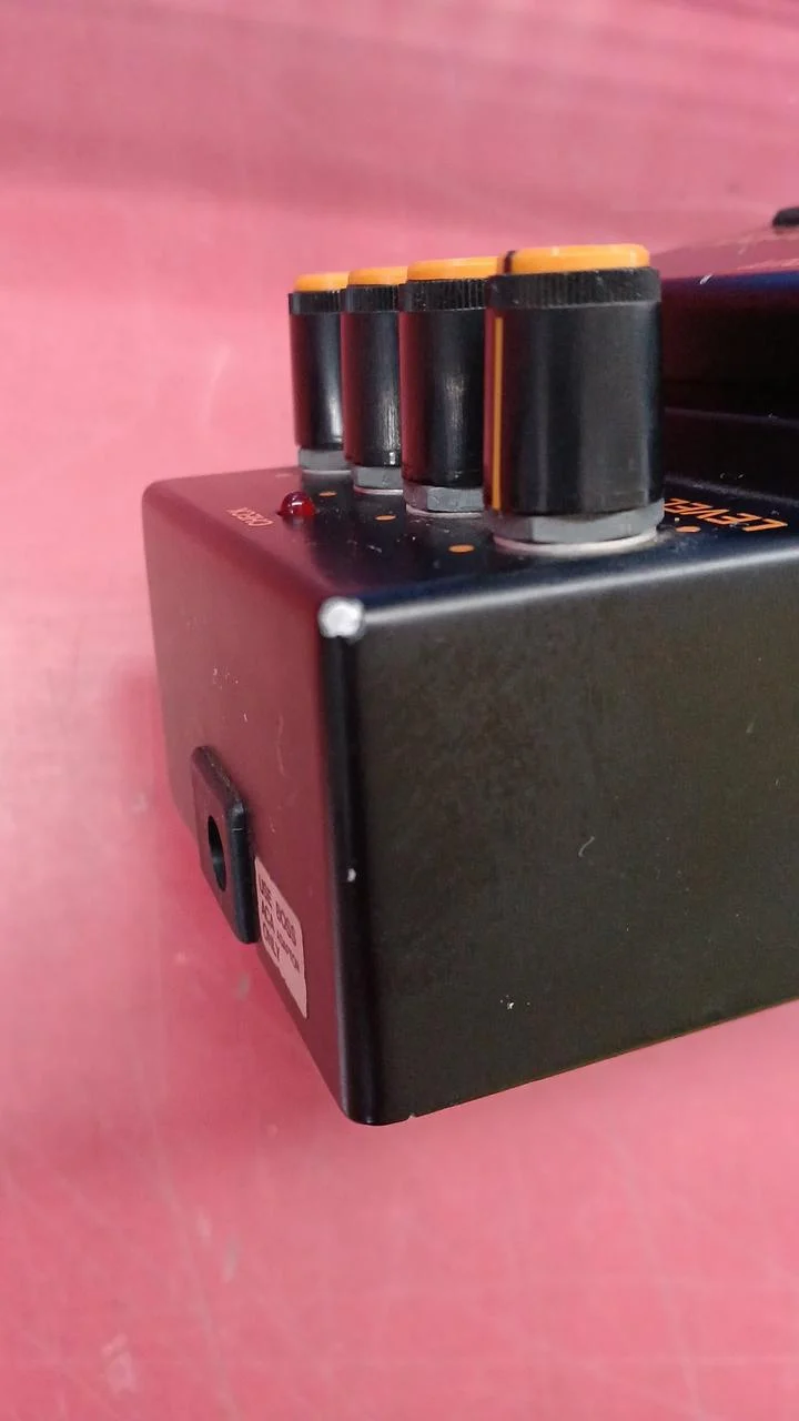 BOSS Distortion HM-2