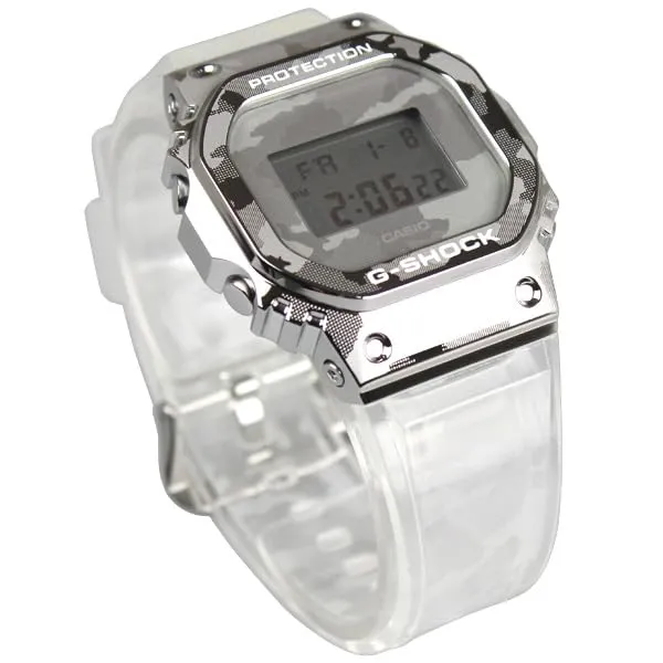 Parallelimport CASIO G-SHOCK GM-5600SCM-1 Uhr für Herren, Kinder, Jungen, Digital, Wasserdicht, Weiß, Silber, Camouflage, Skelett [Parallelimport]