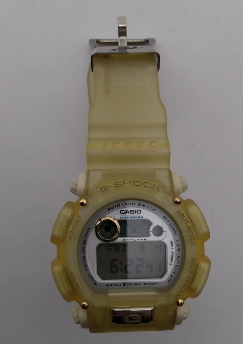 [SCHROTT] CASIO G-SHOCK DW-9000K Irkuji