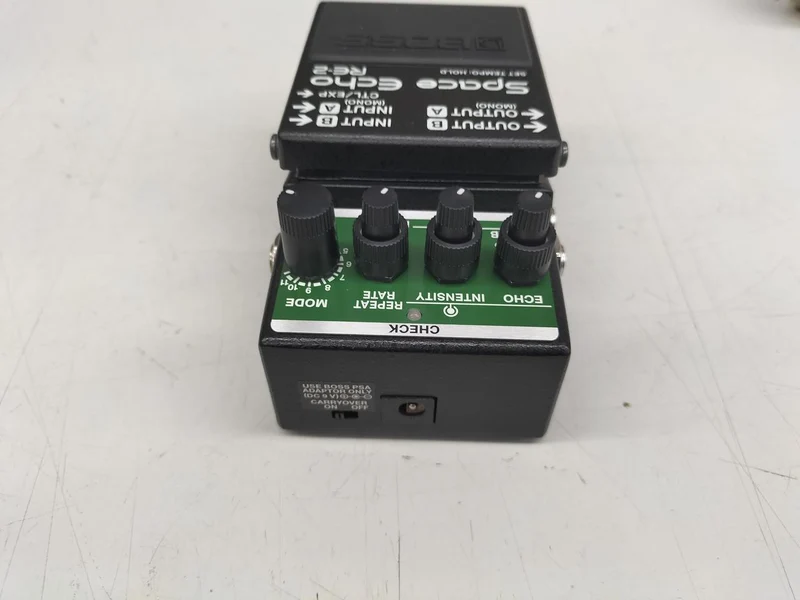 BOSS Space Echo RE-2