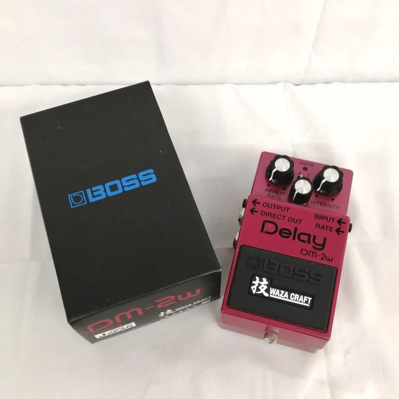 BOSS Effektpedal DM-2W