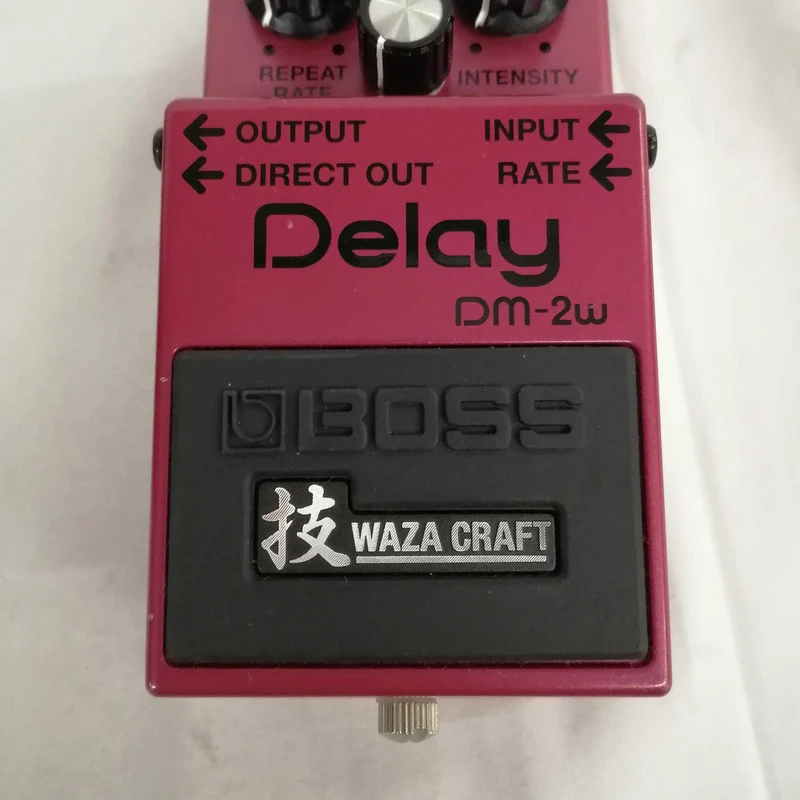 BOSS Effektpedal DM-2W