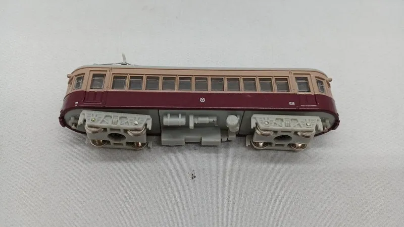 Modellbahn 1/150 Nishi-Nippon Railroad Serie 200, eine Meile lang, Ausstellungsmodell