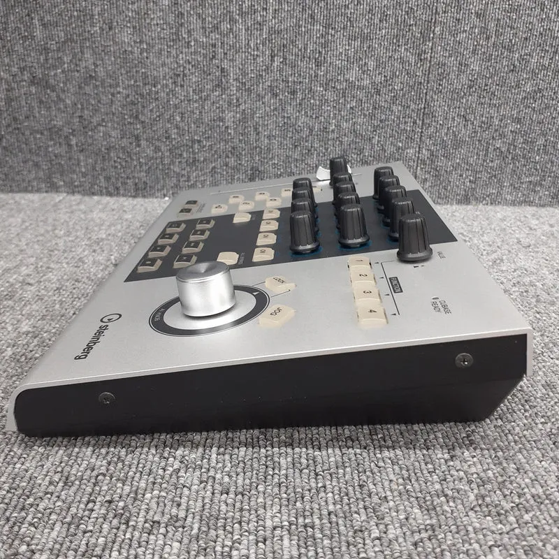 STEINBERG Physikalischer Controller CC121