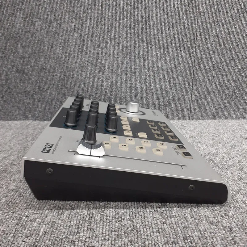 STEINBERG Physikalischer Controller CC121