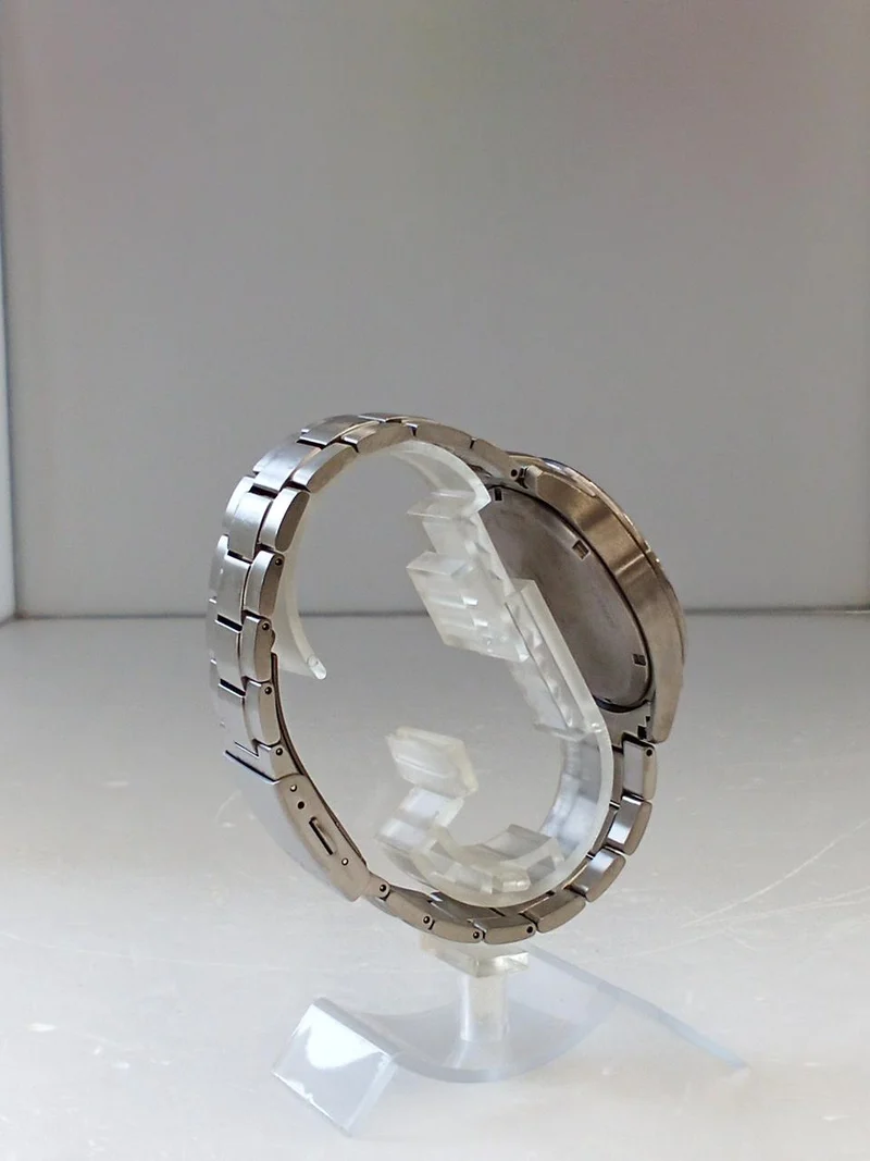 CITIZEN Solar-Armbanduhr E111-001V601